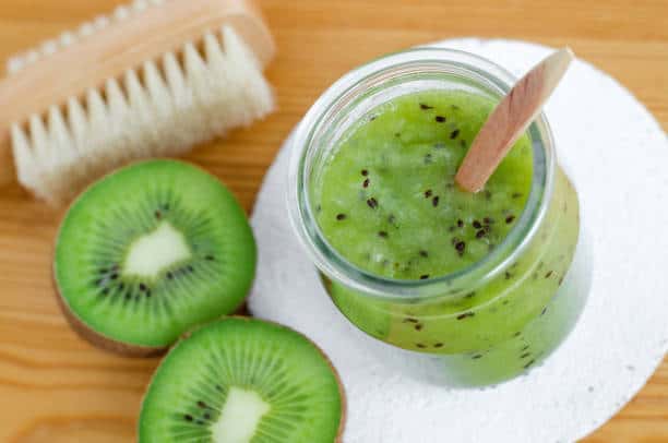 Kiwi scrub for strawberry legs