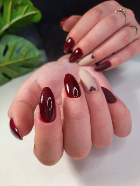 burgundy nail