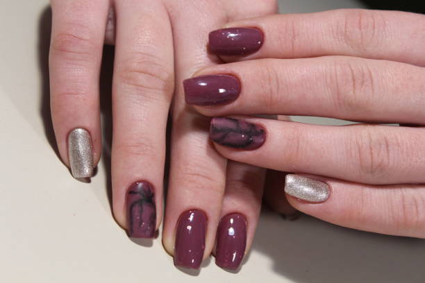 mauve nails