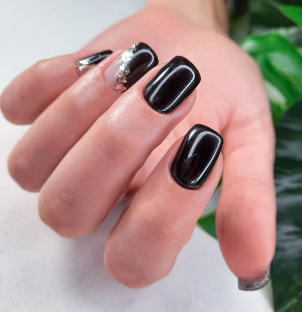 nails with taupe dress