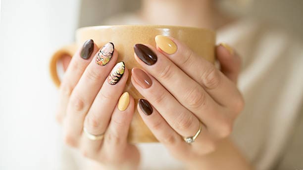 Working out with fake nails