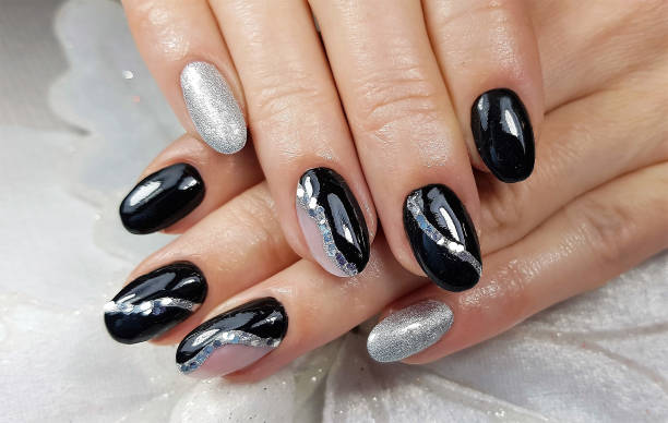 black nail ideas
