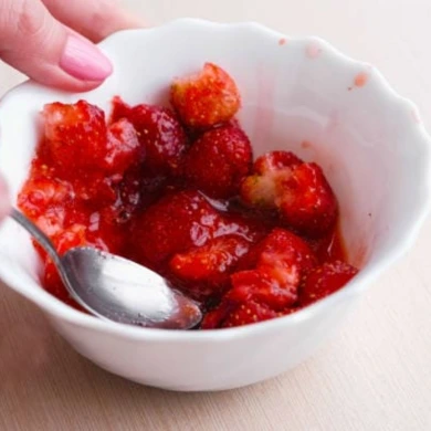 diy hair mask for thin and oily hair