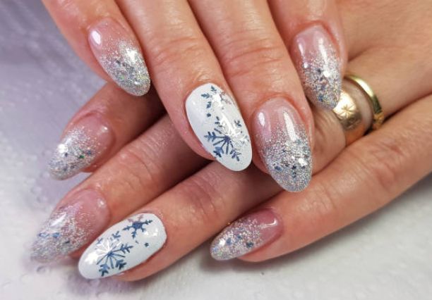 21st birthday nails