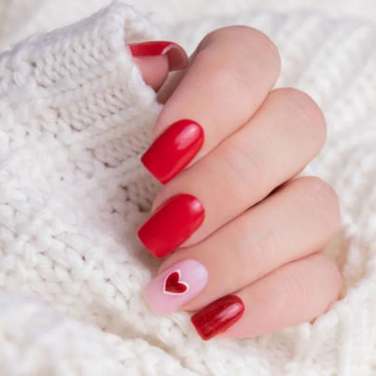 Red anniversary nail designs