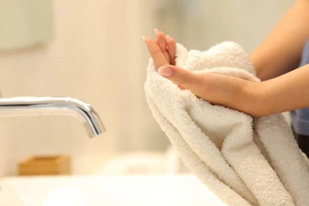 shower with press on nails