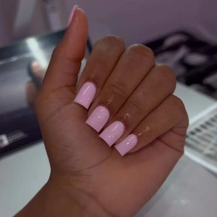 Summer nail polish colors for dark skin