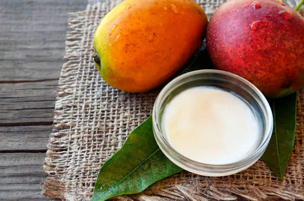 Mango butter for lips