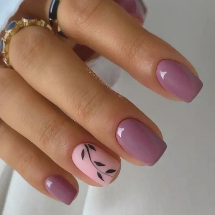 nail color ideas with 2 colors