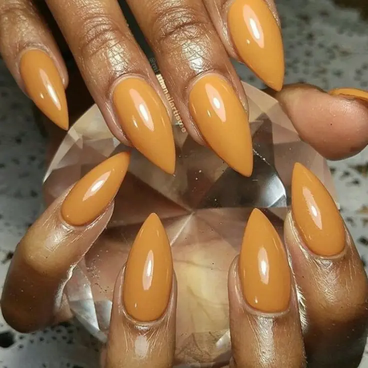 fall nail colors for brown skin tones