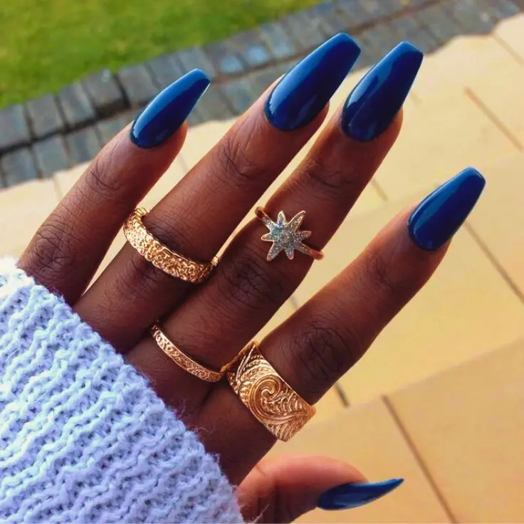 best winter nail colors for dark skin