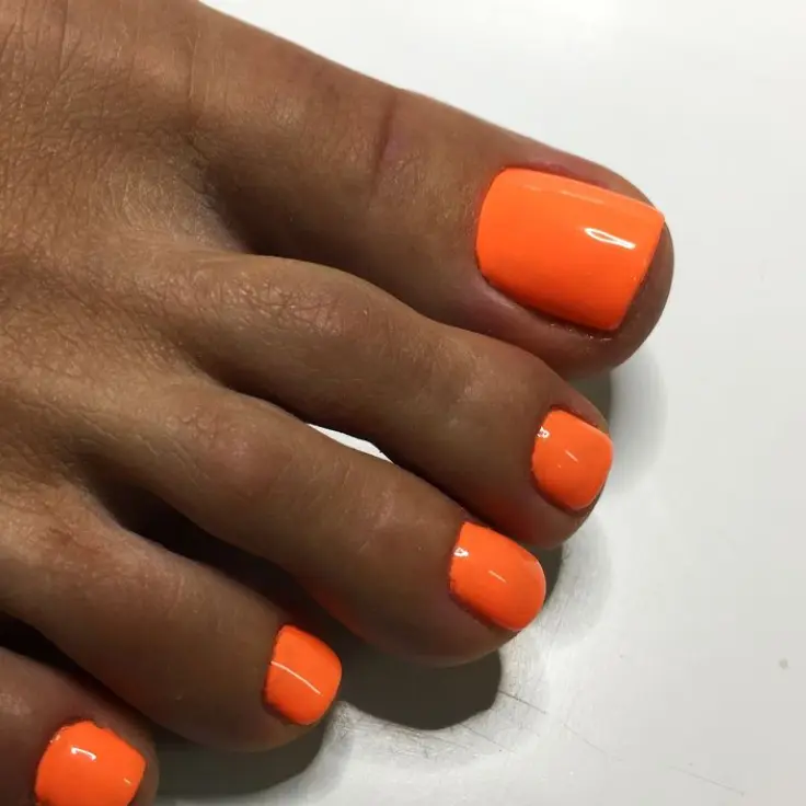 best winter toenail colors for dark skin tones