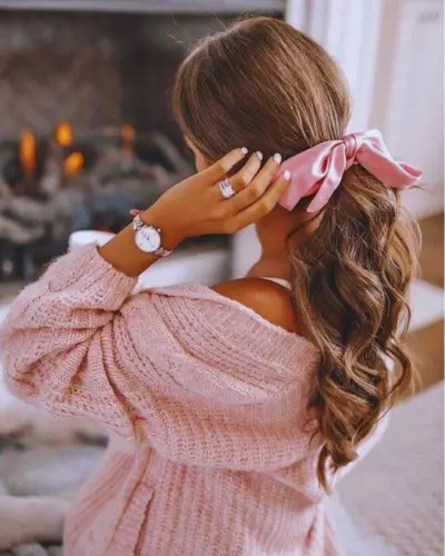 Very minimal hairstyles for medium hair