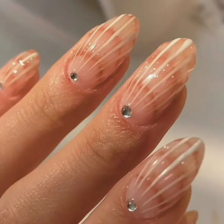 sea shell nails