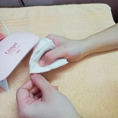 gel manicure at home.