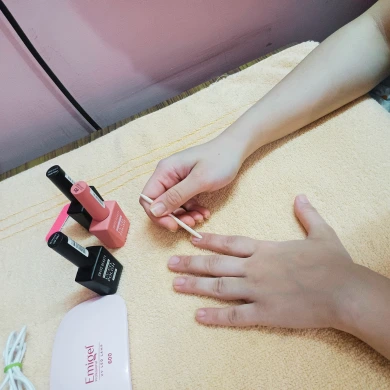 diy gel nails at home