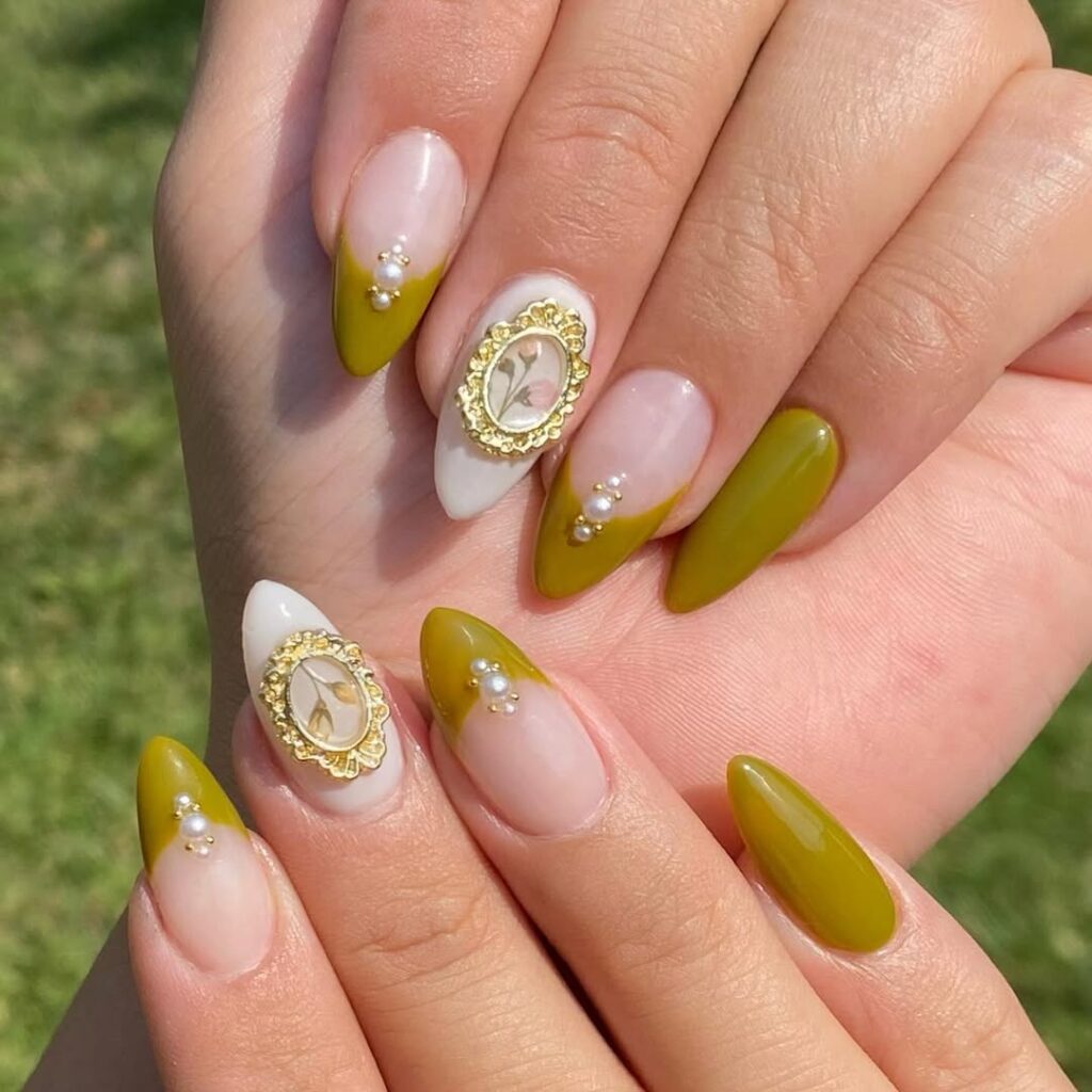 Green Victorian nails.