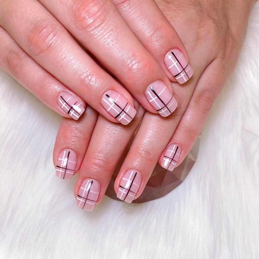 striped winter nails.