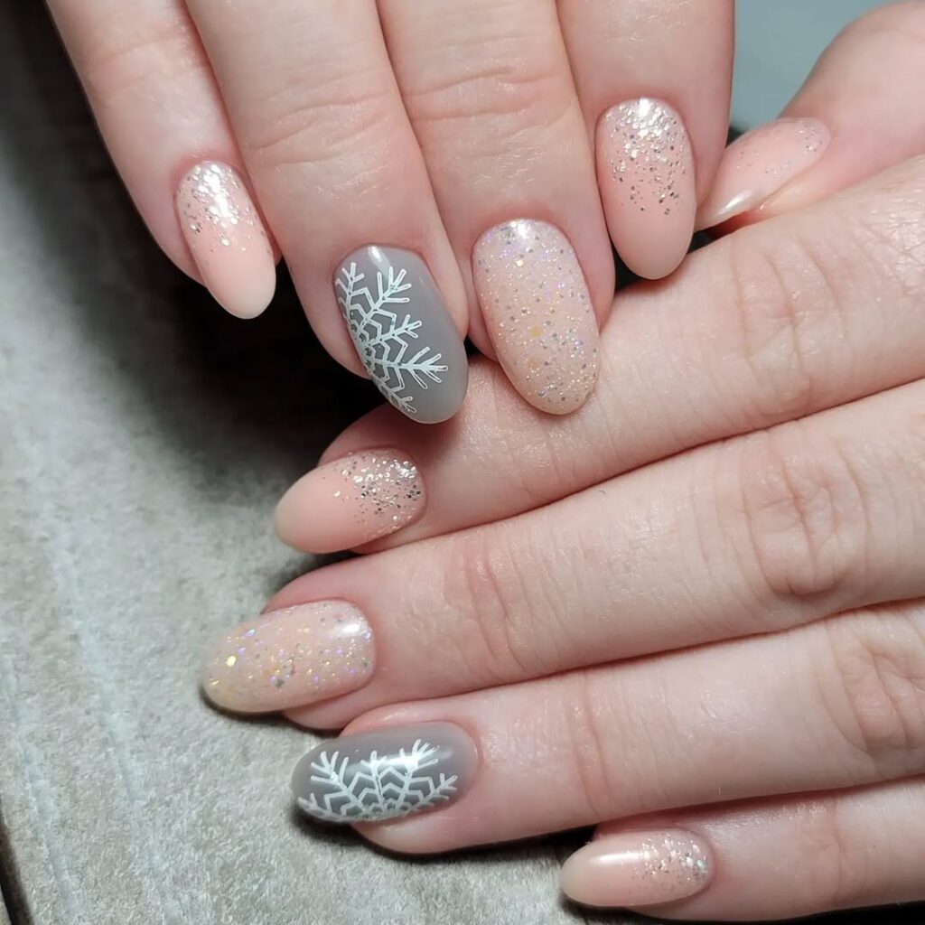 grey winter nails.